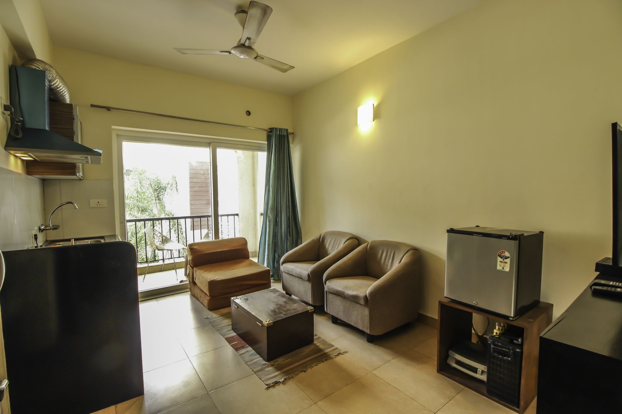 Modern Studio Арпора Экстерьер фото