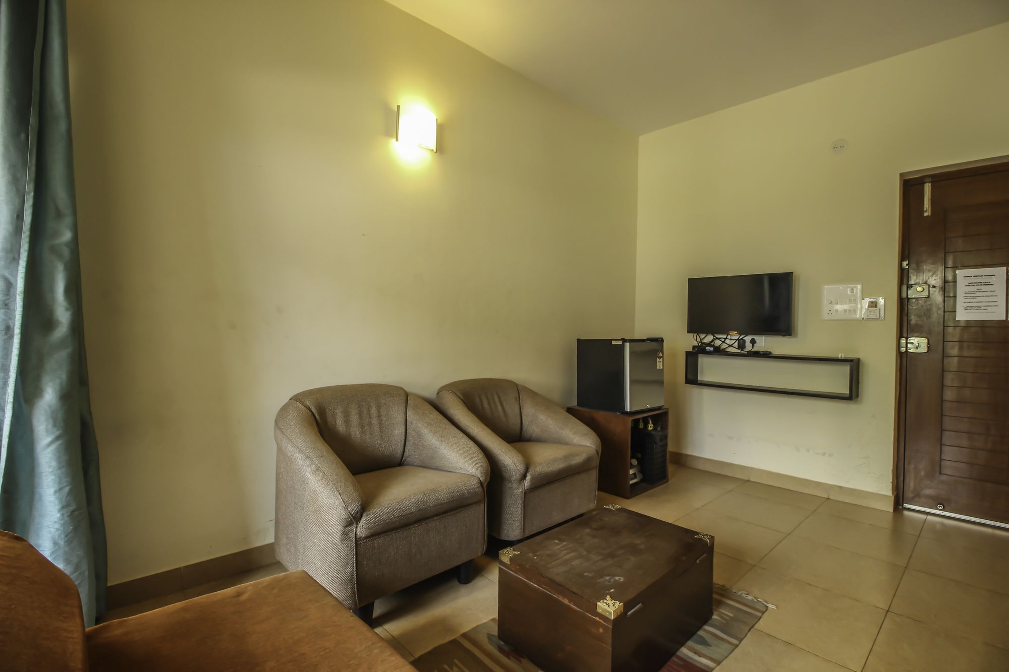 Modern Studio Арпора Экстерьер фото
